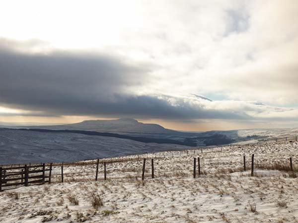 Villa Hillside View Hawes Exterior foto